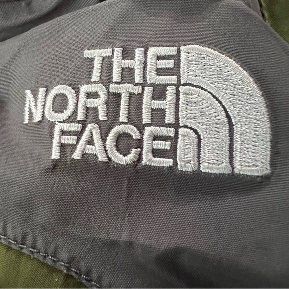 The North Face Interchangeable Boys Jacket! Good condition! North Face!!!! - Picture 2 of 7
